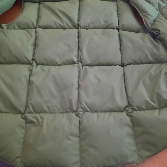 Lands End Womens Green Checked Down Blend Snap Vest Size XL - Picture 3 of 7